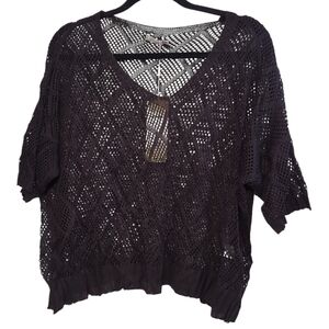 Ladies Black Cover Up Top Short-Sleeve Crocheted Open Stitched Size Medium New